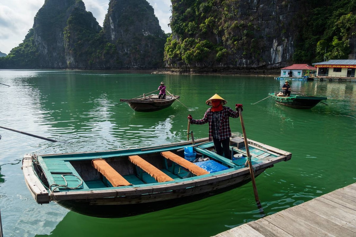 Vietnam_Ha_Long_Bay-116.jpg